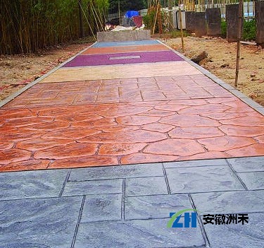 在使用混凝土壓花地坪時，應注意這幾點